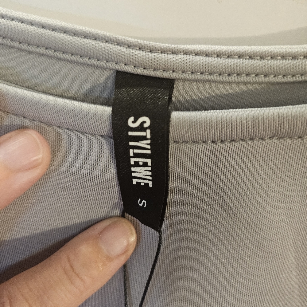 StyleWe Light Gray Top - Picture 2 of 7